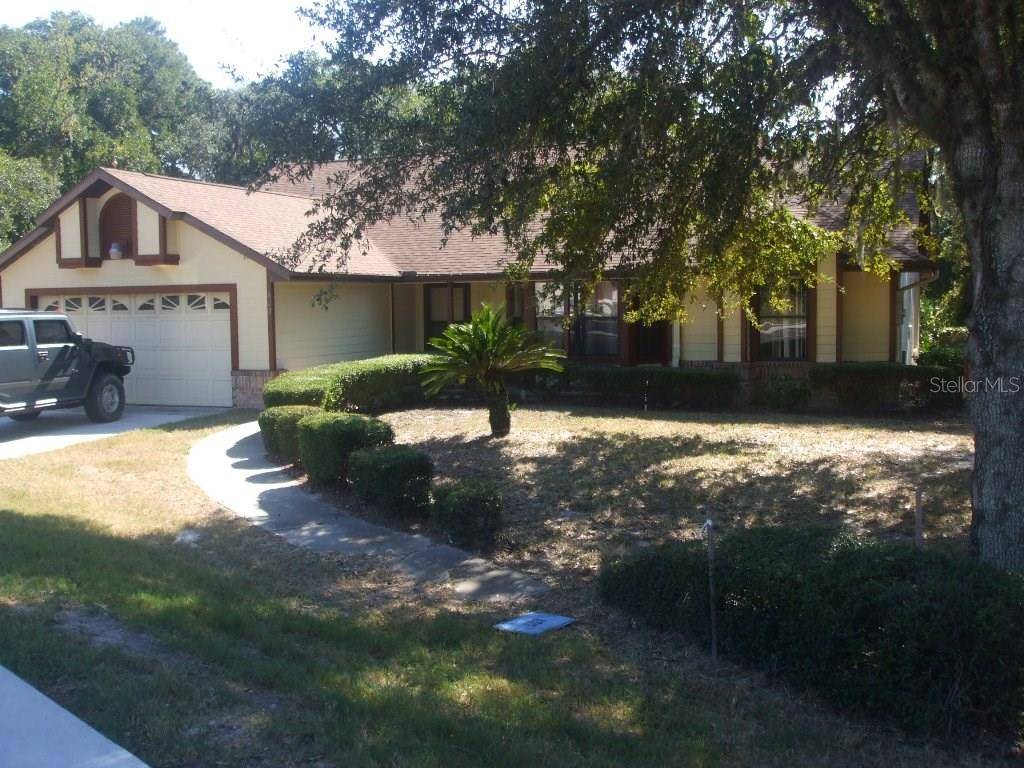 823 DEBARY AVE, Deltona, FL 32725