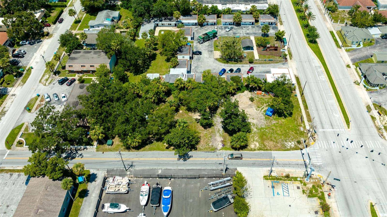 000 RIDGEWOOD AVE, Holly Hill, FL 32117
