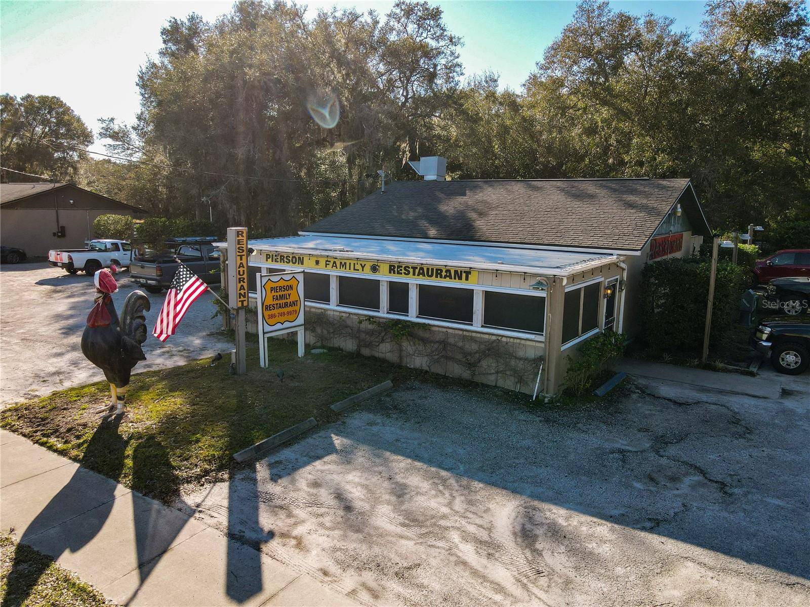 302 S CENTER ST, Pierson, FL 32180