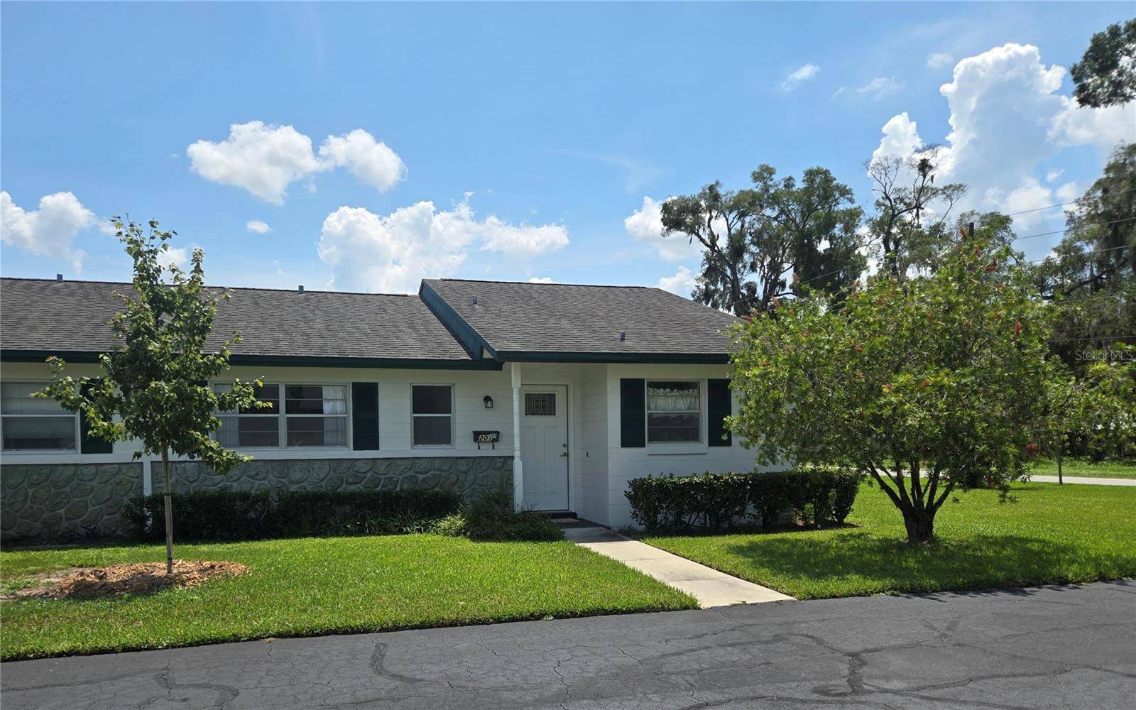 201 N HILL AVE #150, Deland, FL 32724