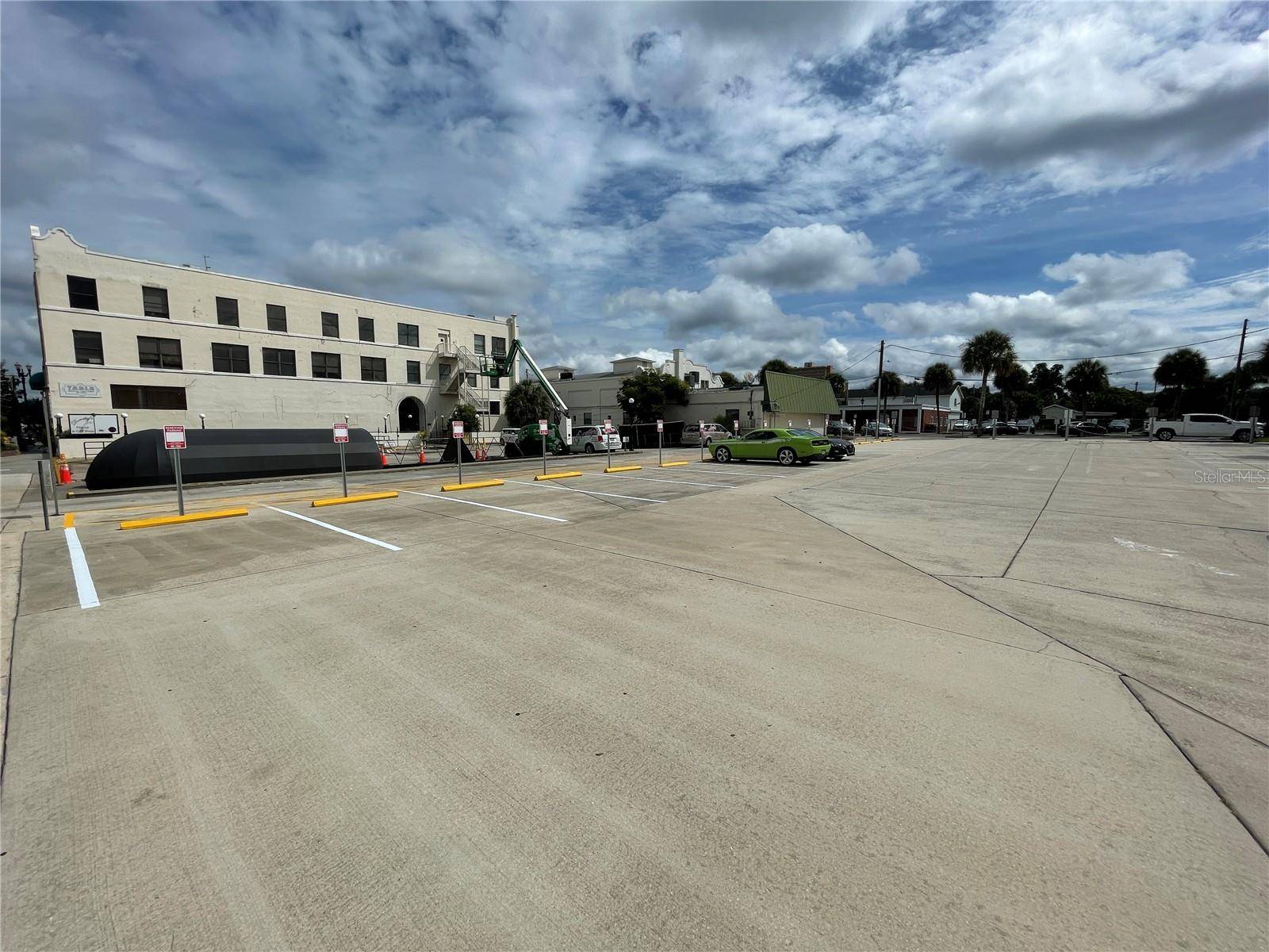 113 S WOODLAND BLVD, Deland, FL 32720