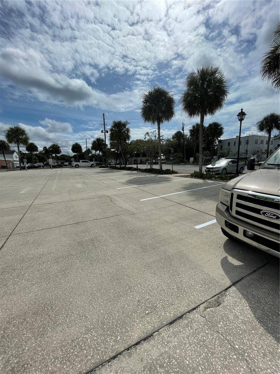 113 S WOODLAND BLVD, Deland, FL 32720