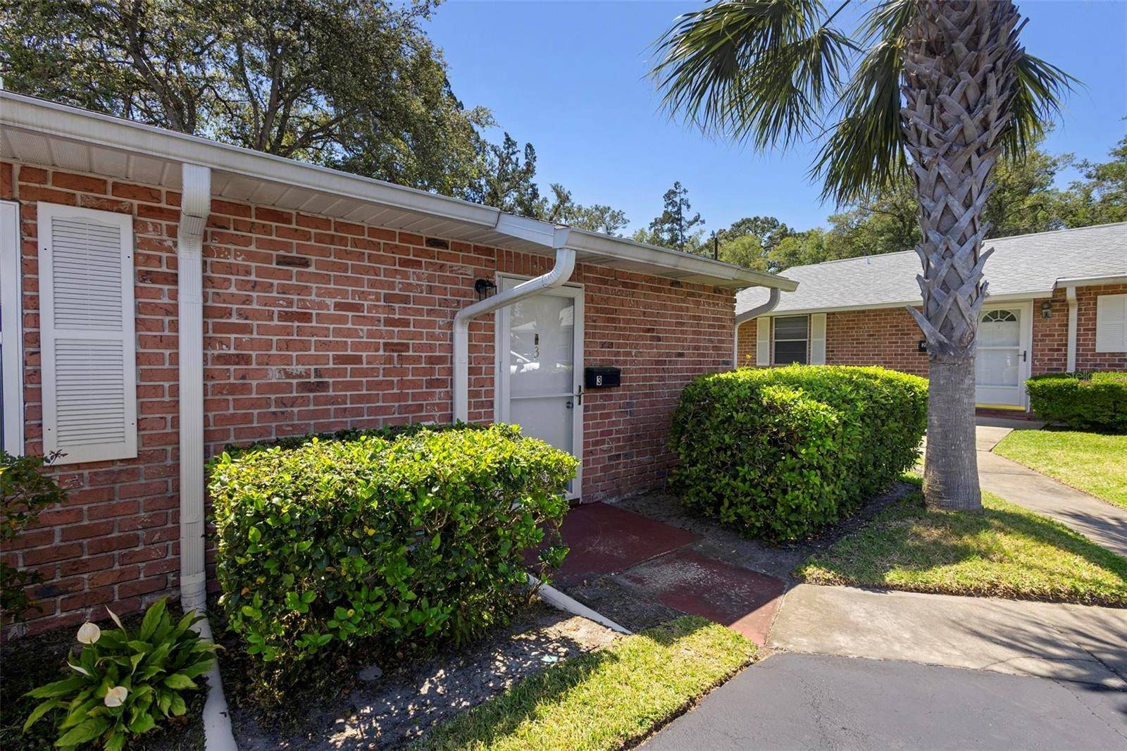 3 FAIRWAY CT, Deland, FL 32724