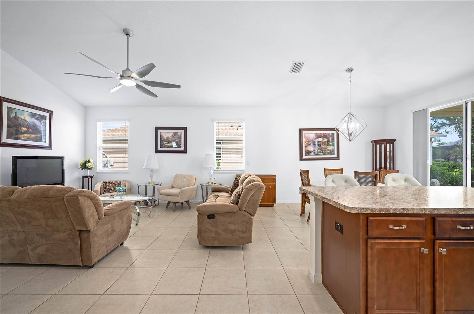 5610 NW 37TH LANE RD, Ocala, FL 34482