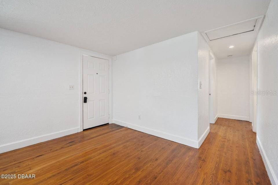 1636 VALENCIA AVE, Daytona Beach, FL 32117