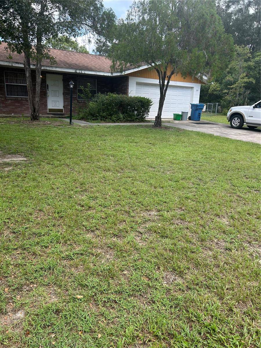 305 VIOLETWOOD RD, Deland, FL 32720