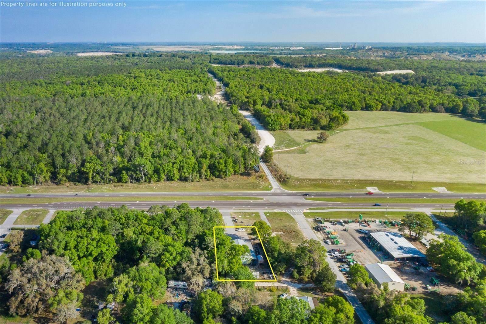 17022 CORTEZ BLVD, Brooksville, FL 34601