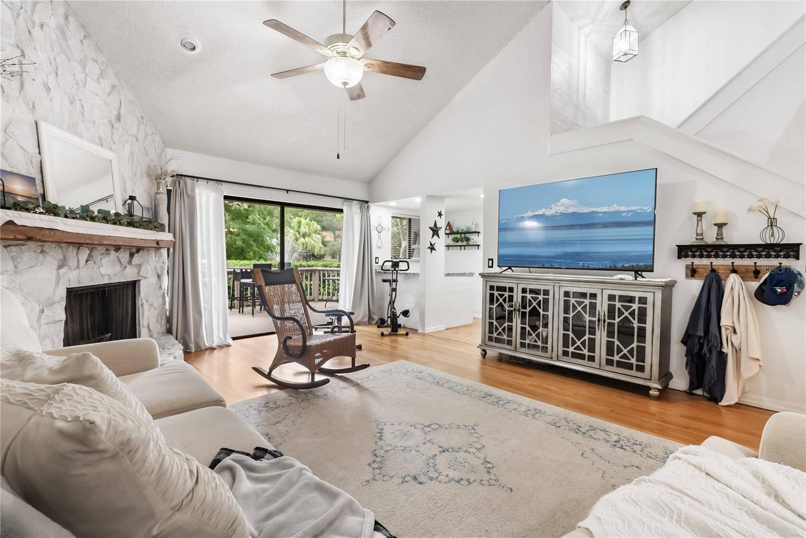 303 OLD MILL POND RD #303, Palm Harbor, FL 34683