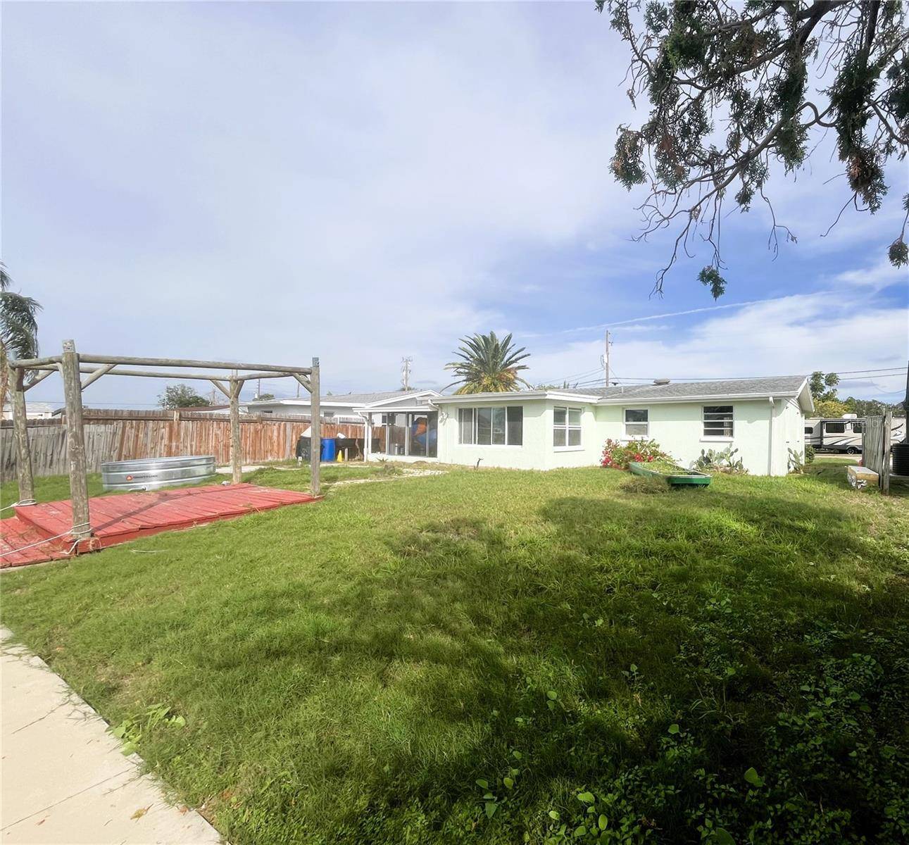 13639 FRANCES AVE, Hudson, FL 34667