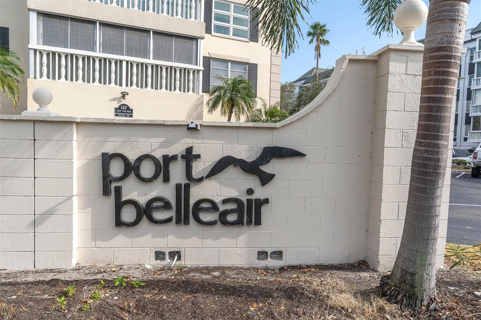 155 BLUFF VIEW DR #103, Belleair Bluffs, FL 33770