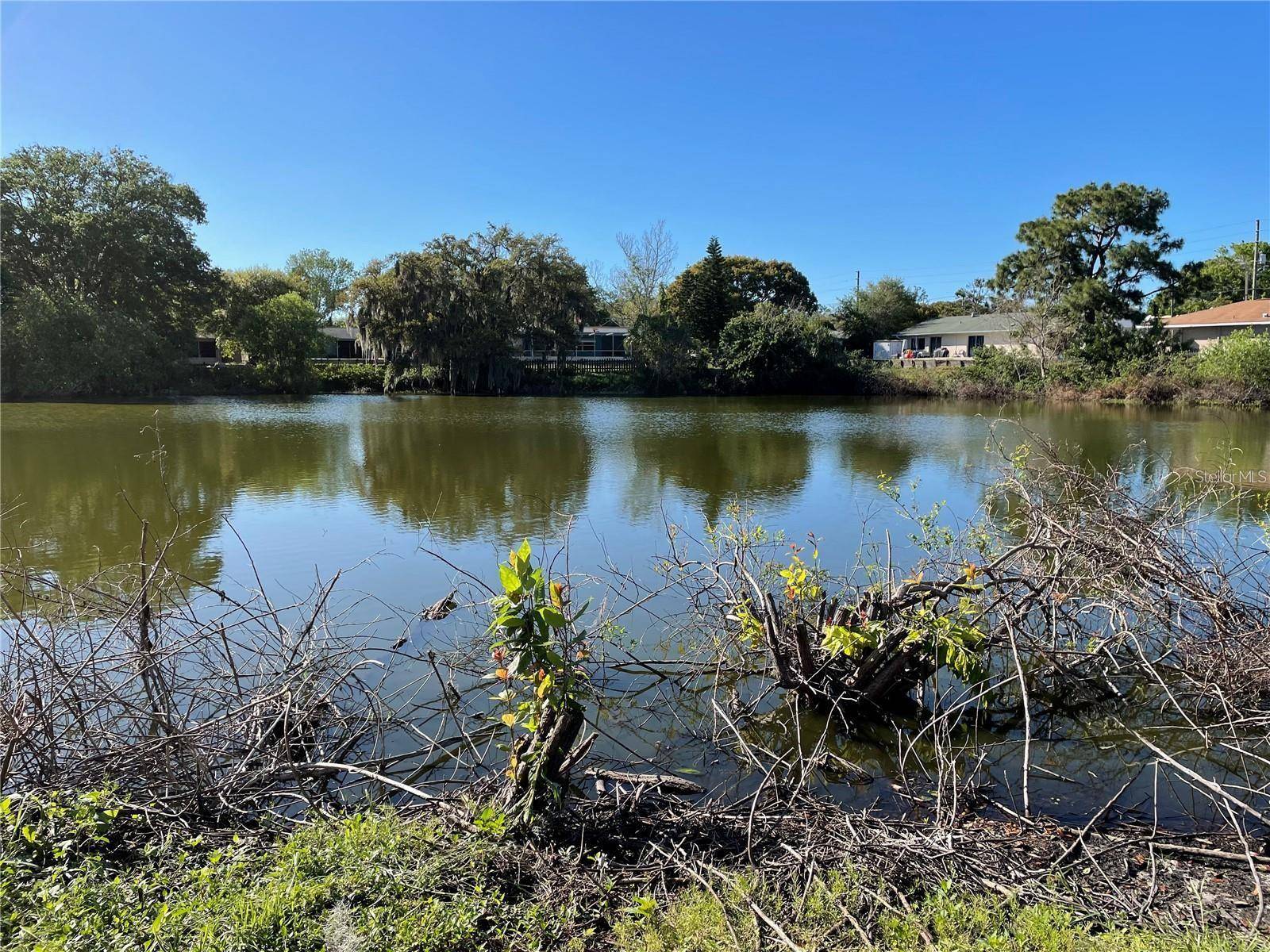 5736 COLONIAL DR, New Port Richey, FL 34653
