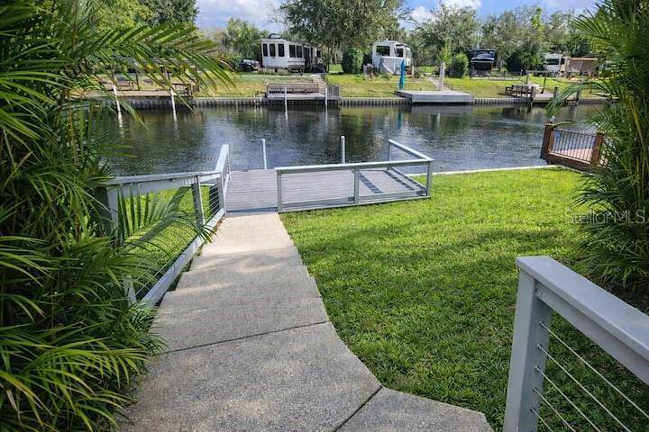 443 WATERWAY DR, Lake Wales, FL 33898