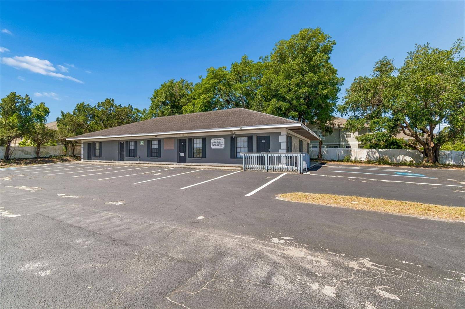 7511 LITTLE RD, New Port Richey, FL 34654