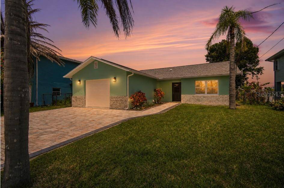 4482 KINGSTON DR, Hernando Beach, FL 34607