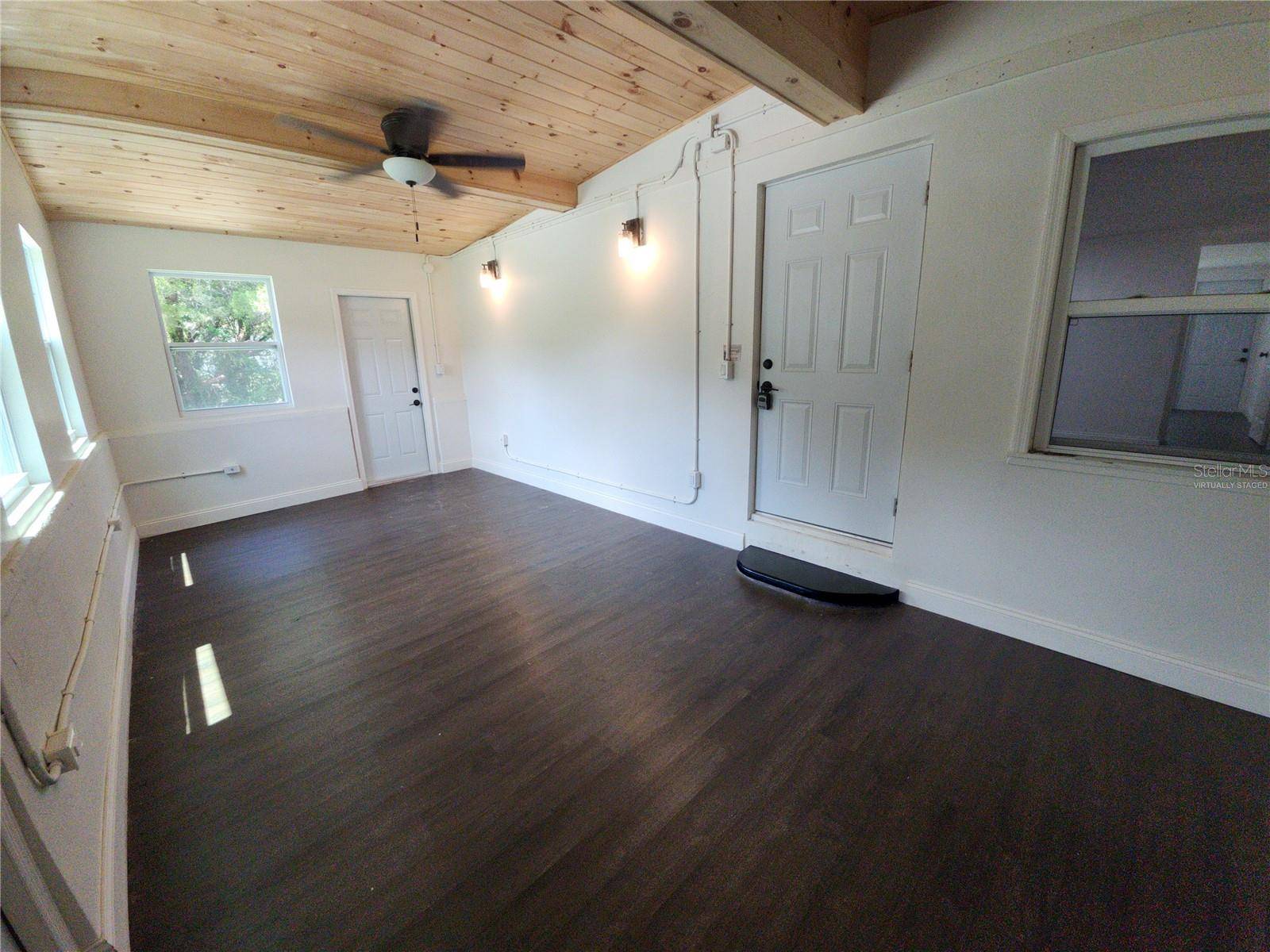 8569 W ADMIRAL BYRD LN, Crystal River, FL 34429