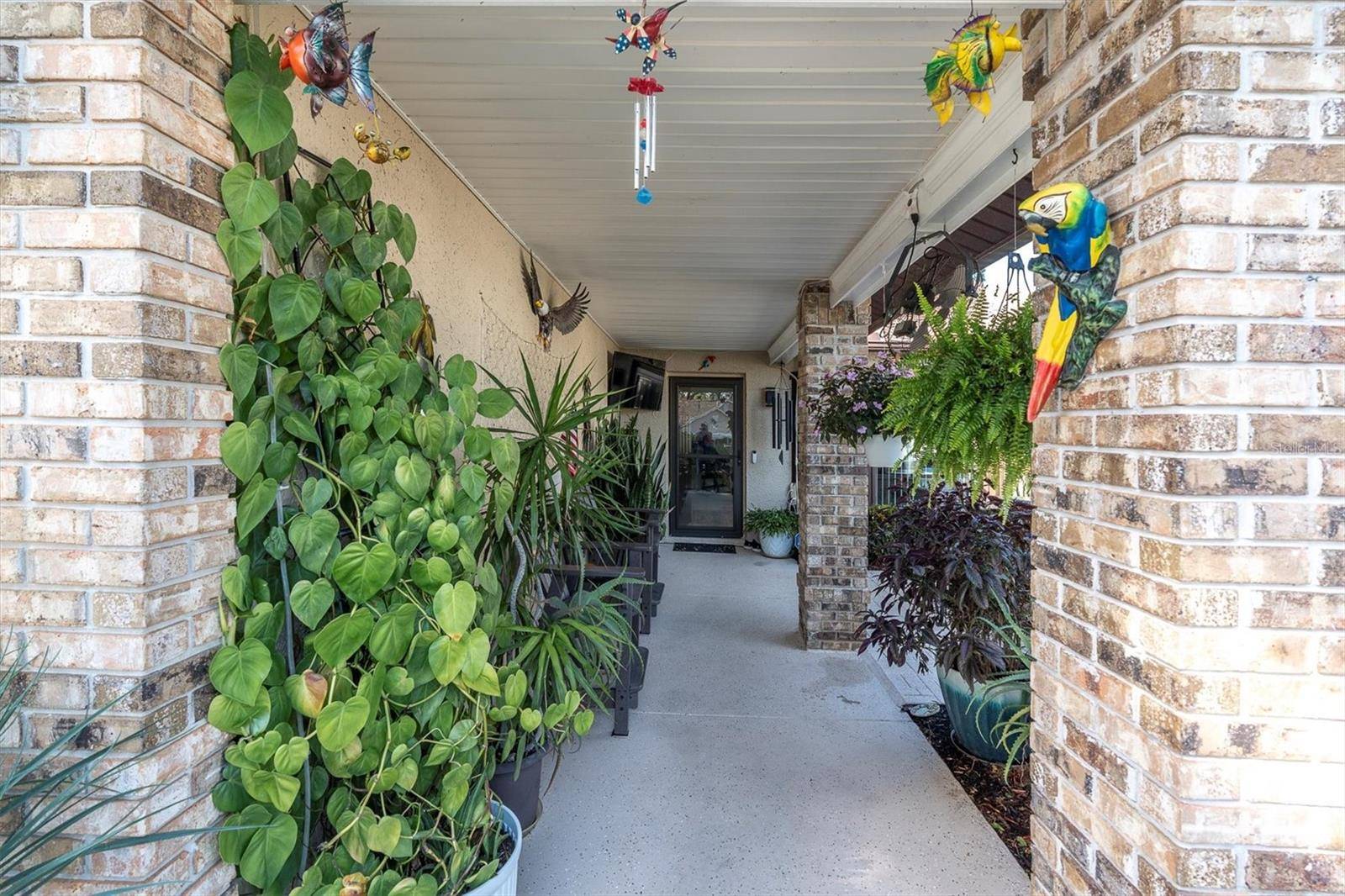 7099 POND VIEW CT, Spring Hill, FL 34606