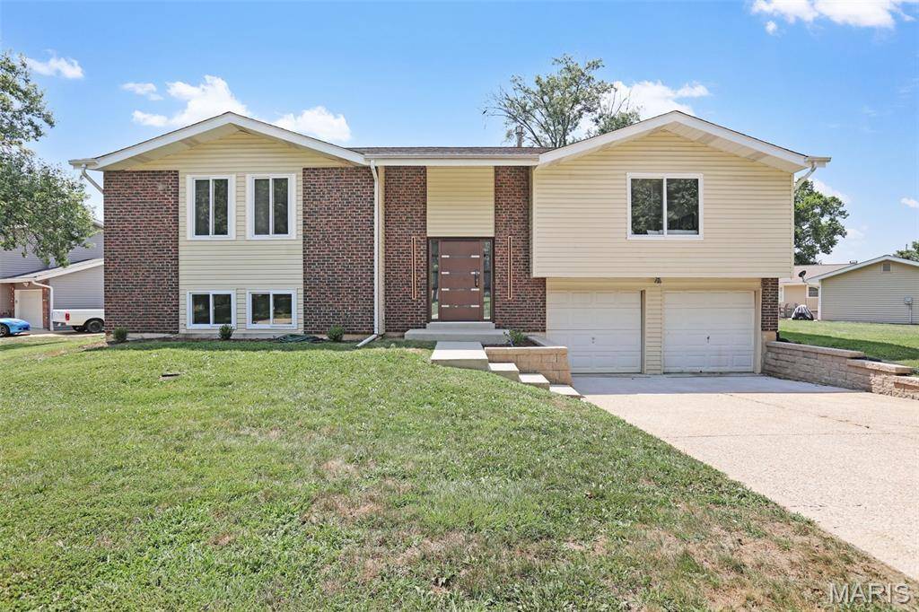 1218 Wood Station PL, Manchester, MO 63021