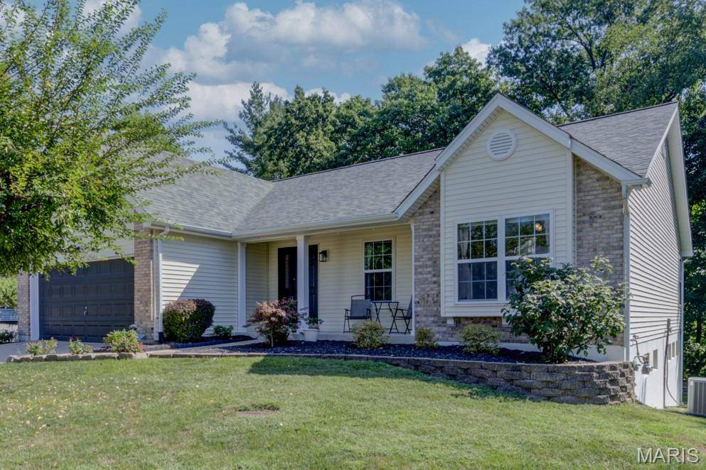 42 Arborshadow CT, St Peters, MO 63376