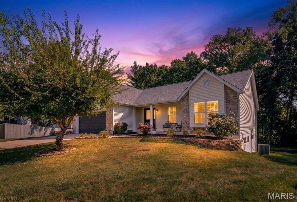 42 Arborshadow CT, St Peters, MO 63376