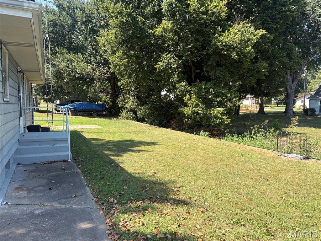 208 Mary ST, Hardin, IL 62047