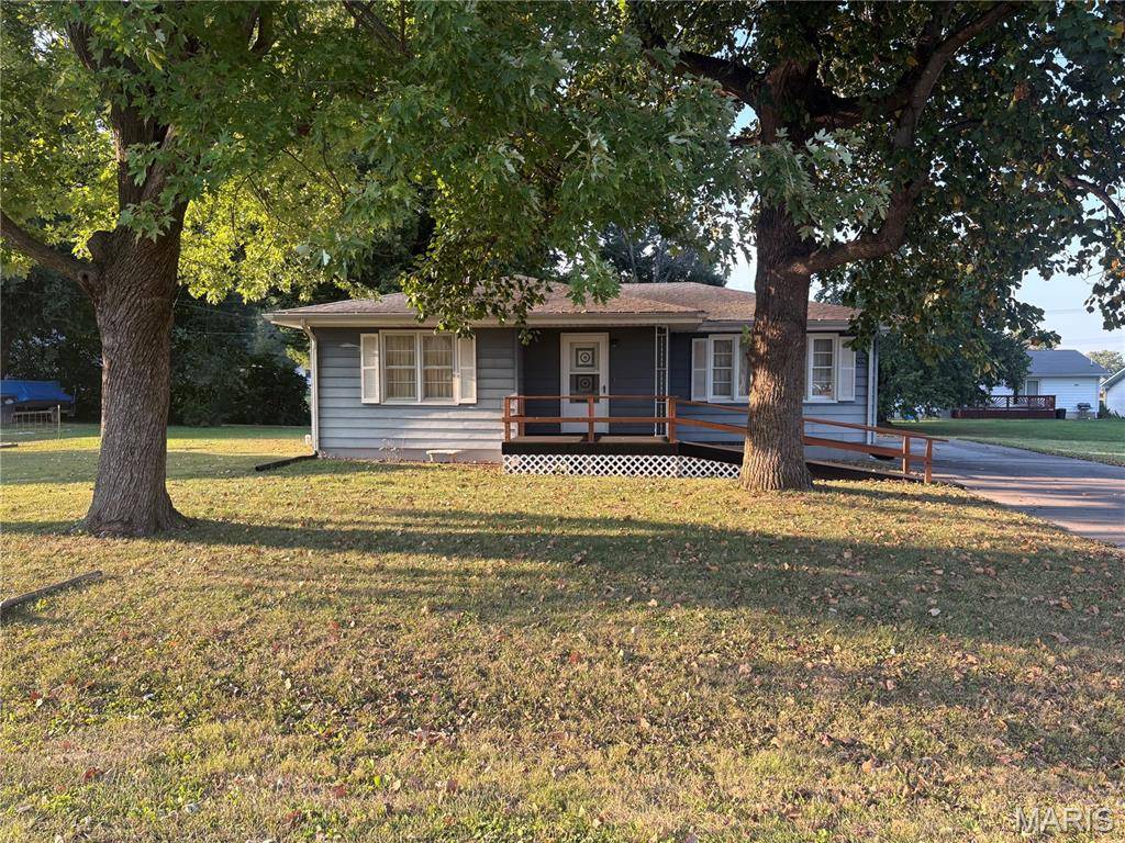 208 Mary ST, Hardin, IL 62047