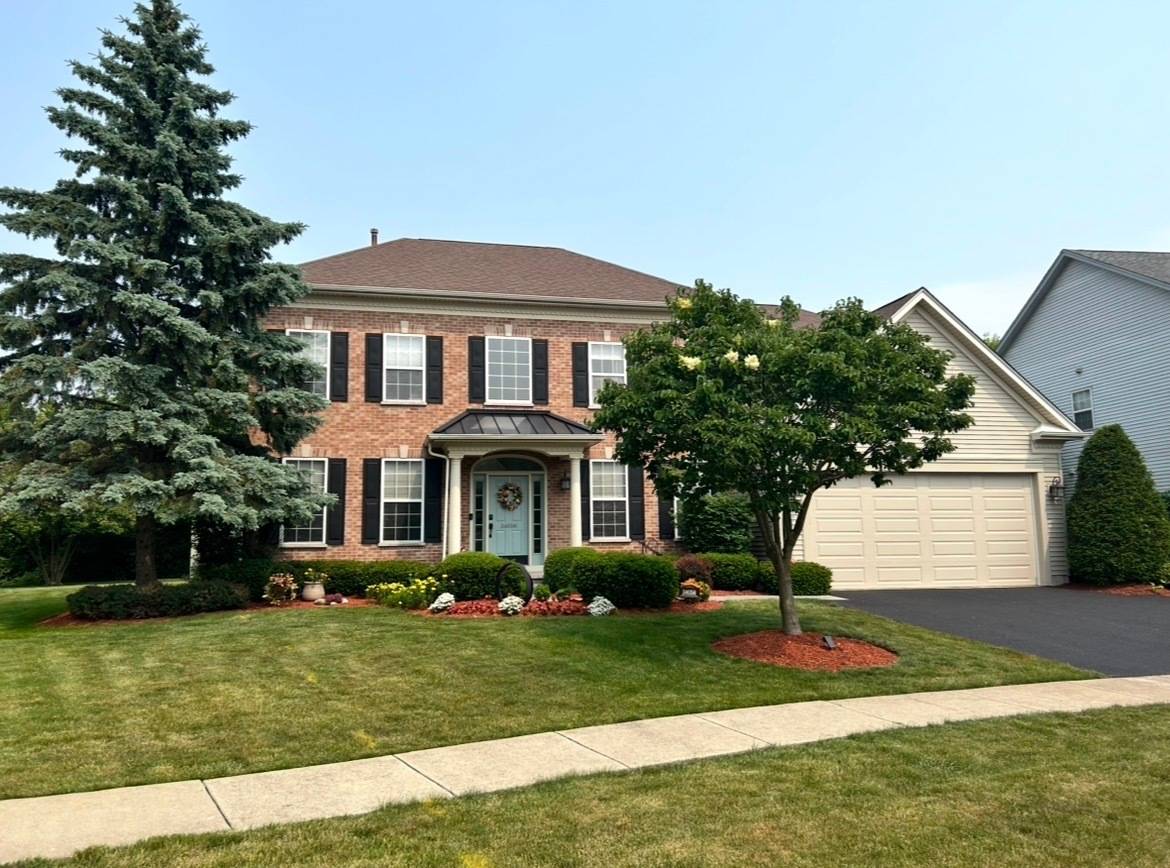 34056 N Wooded Glen DR, Grayslake, IL 60030