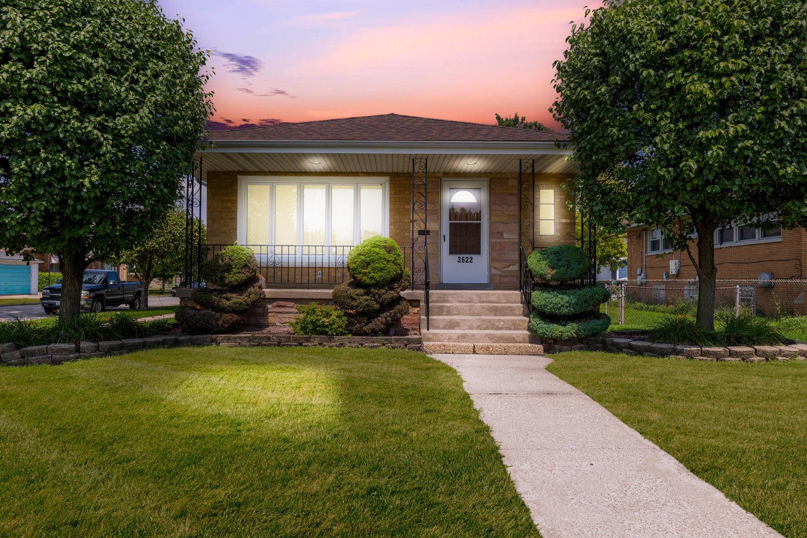 3622 W 54th ST, Chicago, IL 60632