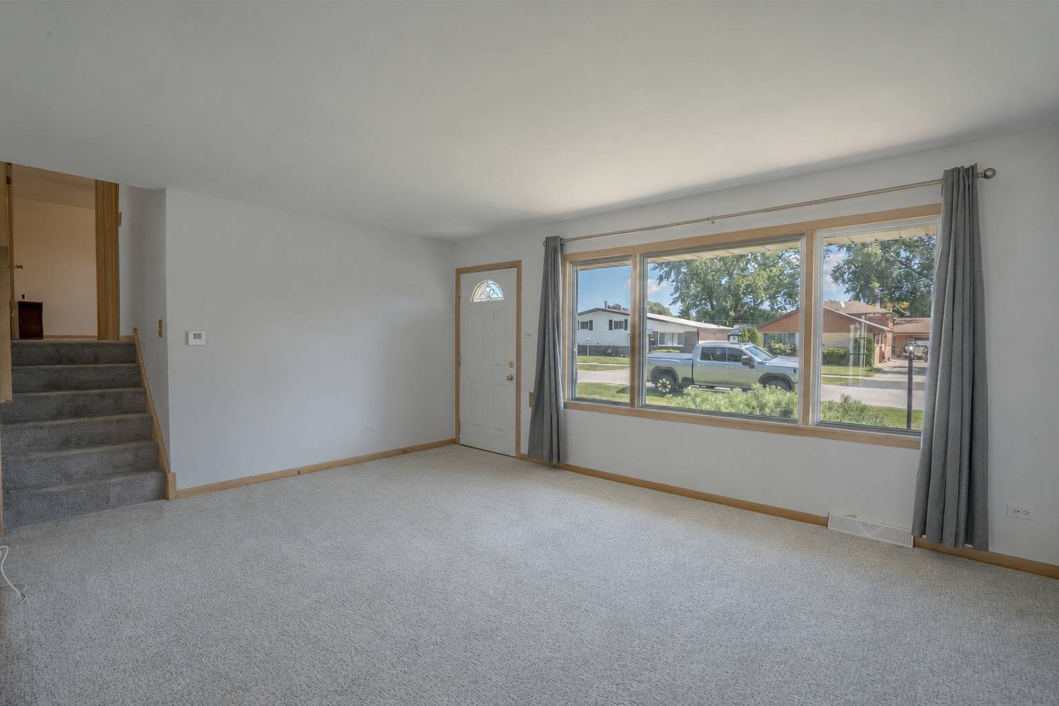 10808 S Rutherford AVE, Worth, IL 60482