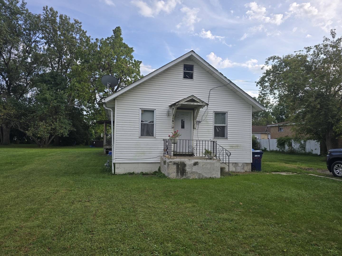 2935 141st PL, Blue Island, IL 60406