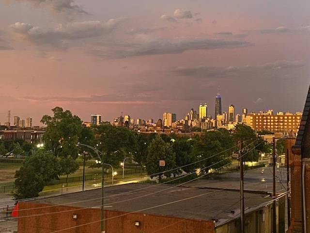 2000 W Warren BLVD #4NE, Chicago, IL 60612