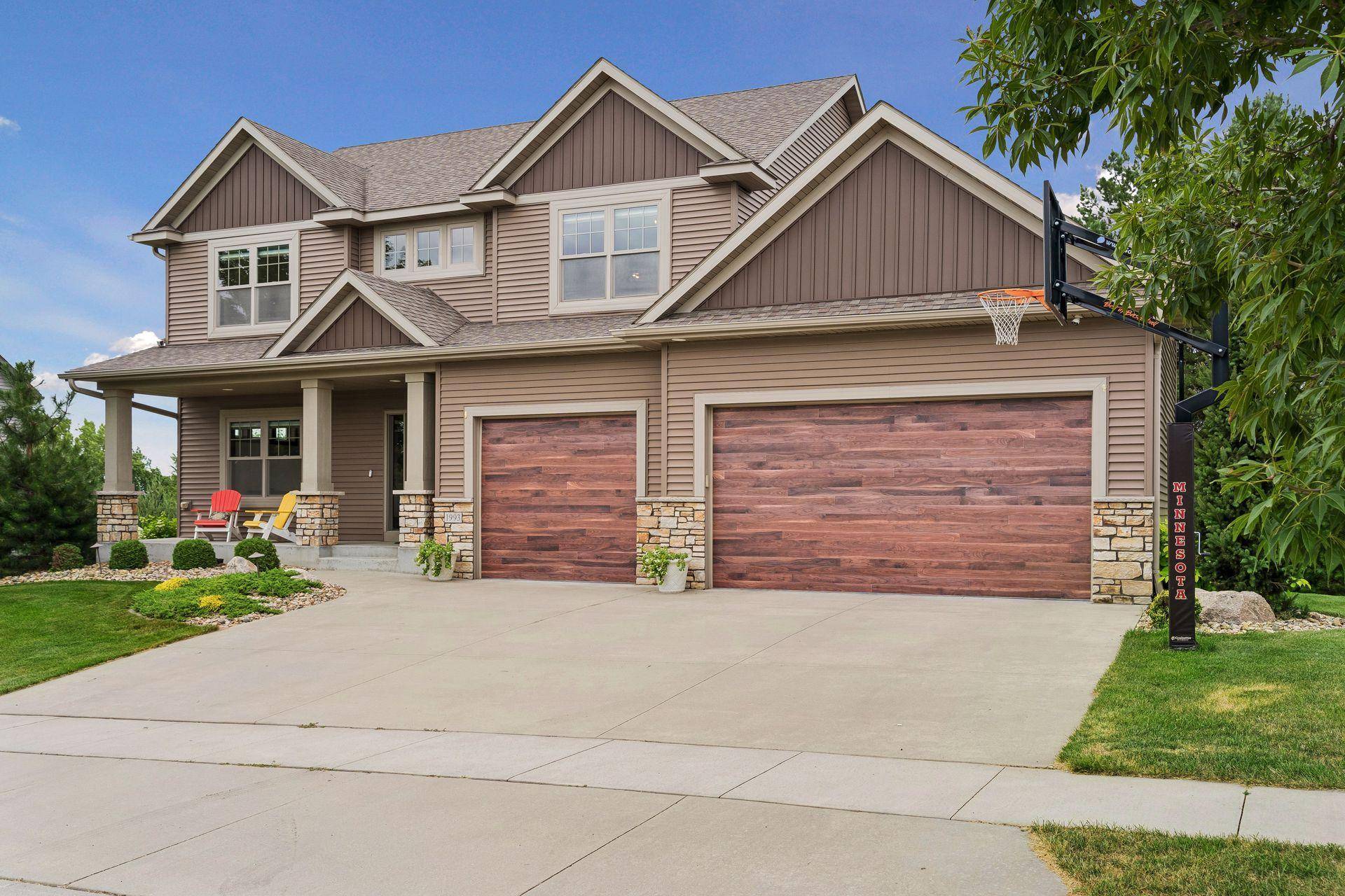 1993 Kerry DR NE, Rochester, MN 55906