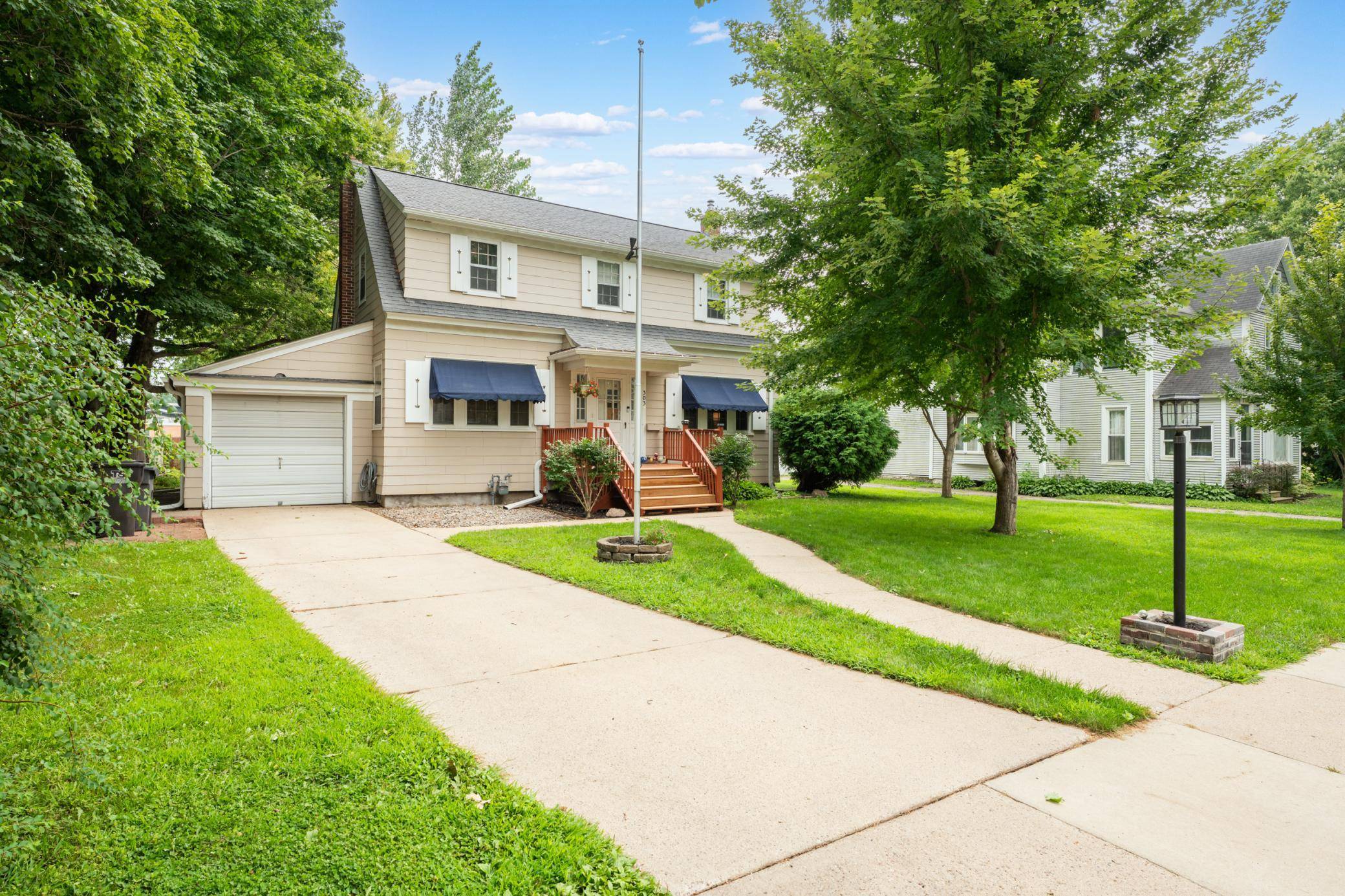 303 1st ST SW, Austin, MN 55912