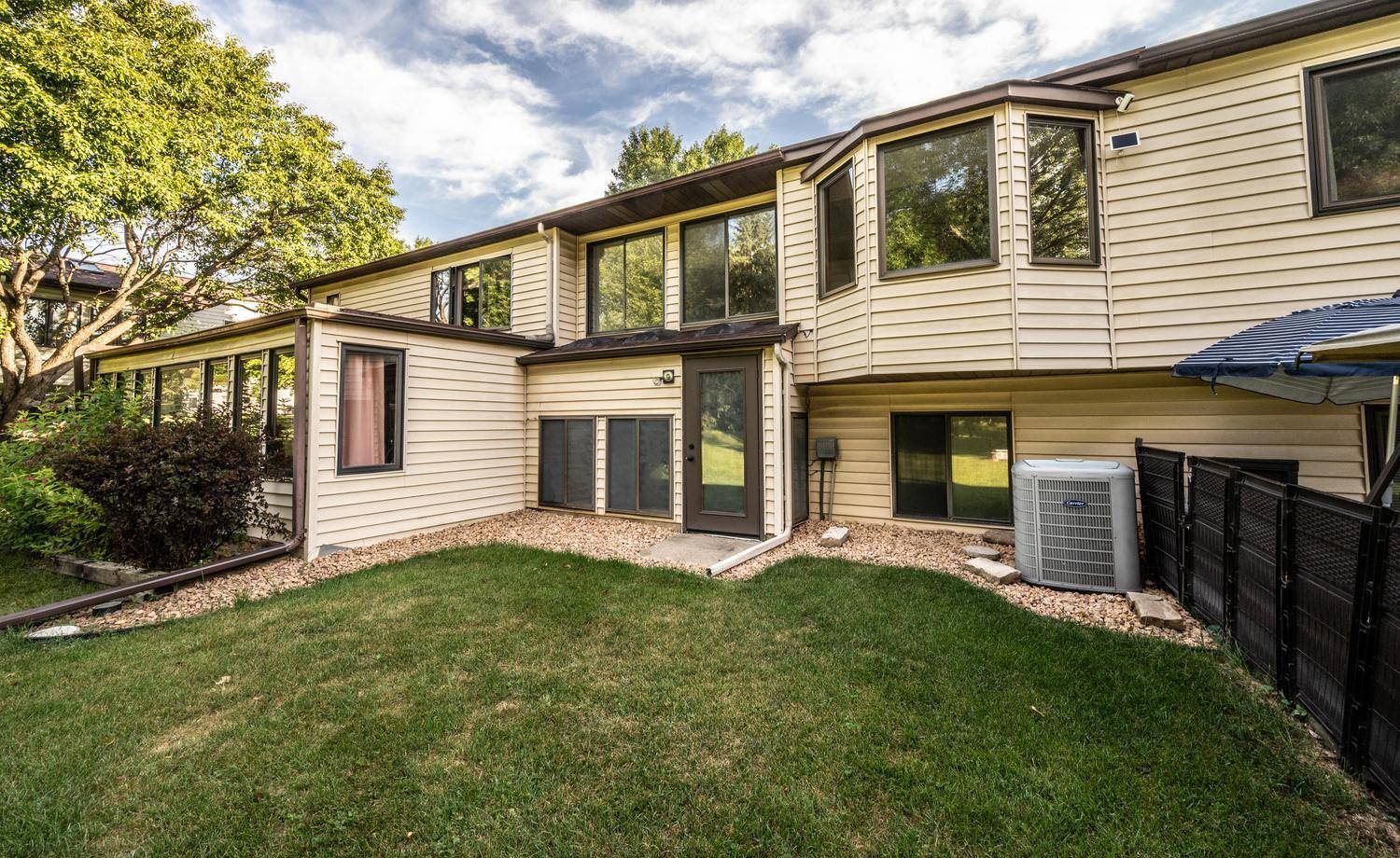 14351 Glenda DR, Apple Valley, MN 55124