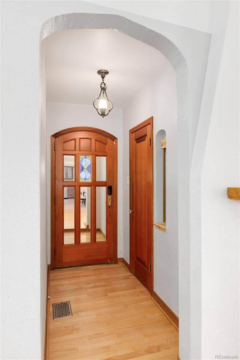 1595 S Downing ST, Denver, CO 80210