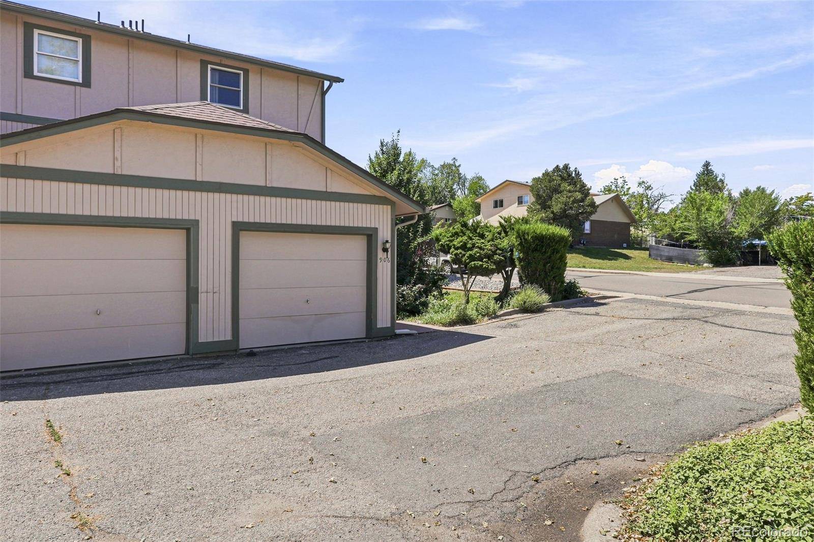 906 S Yukon ST, Denver, CO 80226