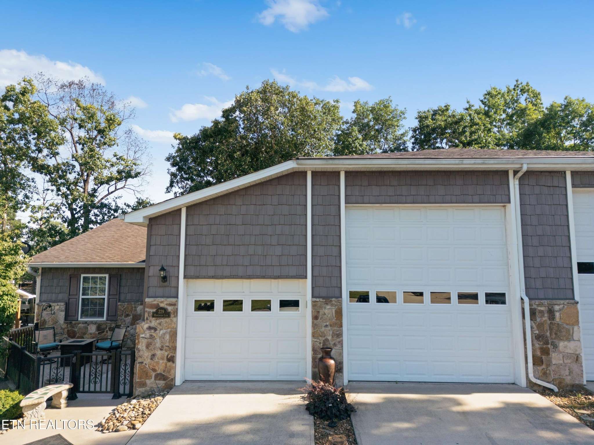229 Hawthorn Loop, Crossville, TN 38555