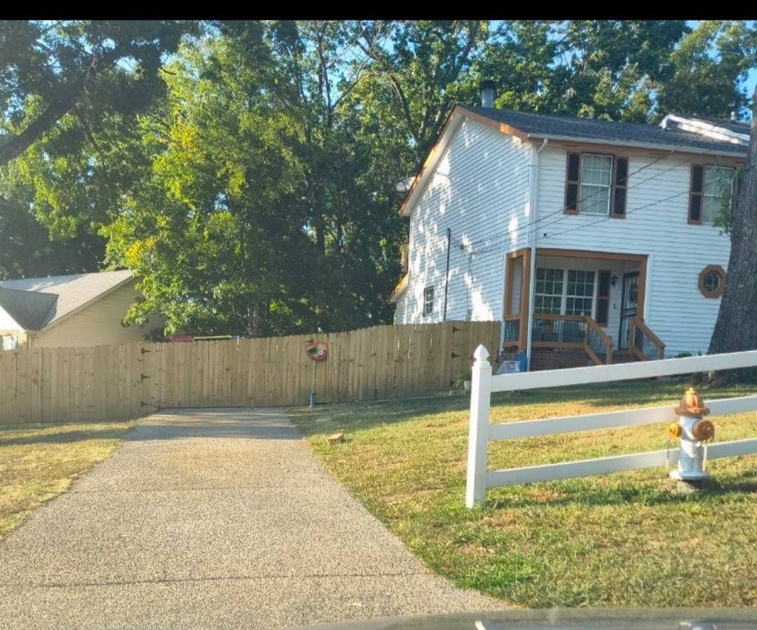 700 Luann Ct, Antioch, TN 37013