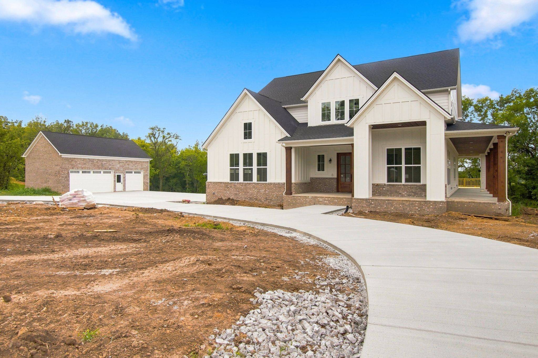6473 Drumright Rd, College Grove, TN 37046