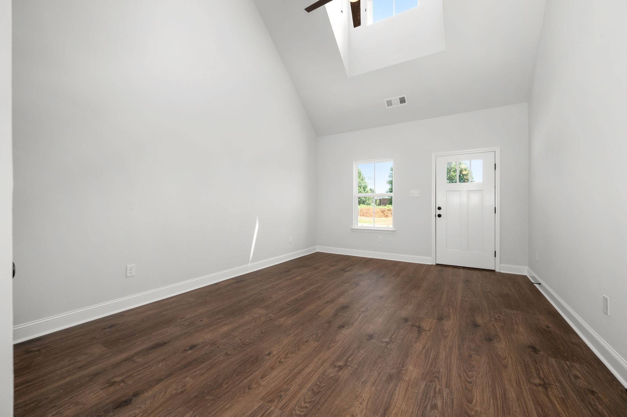512 Rohan Drive, Murfreesboro, TN 37129