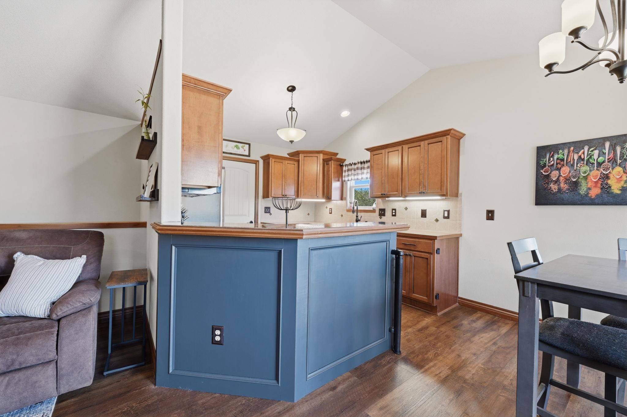 200 E Stone Path, Derby, KS 67037