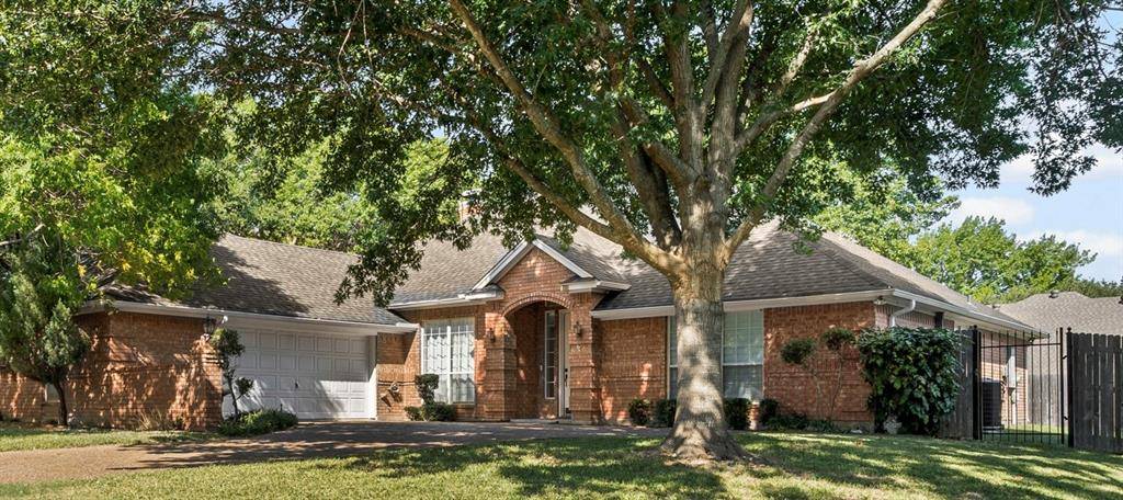 11832 Ferndale Lane, Fort Worth, TX 76008