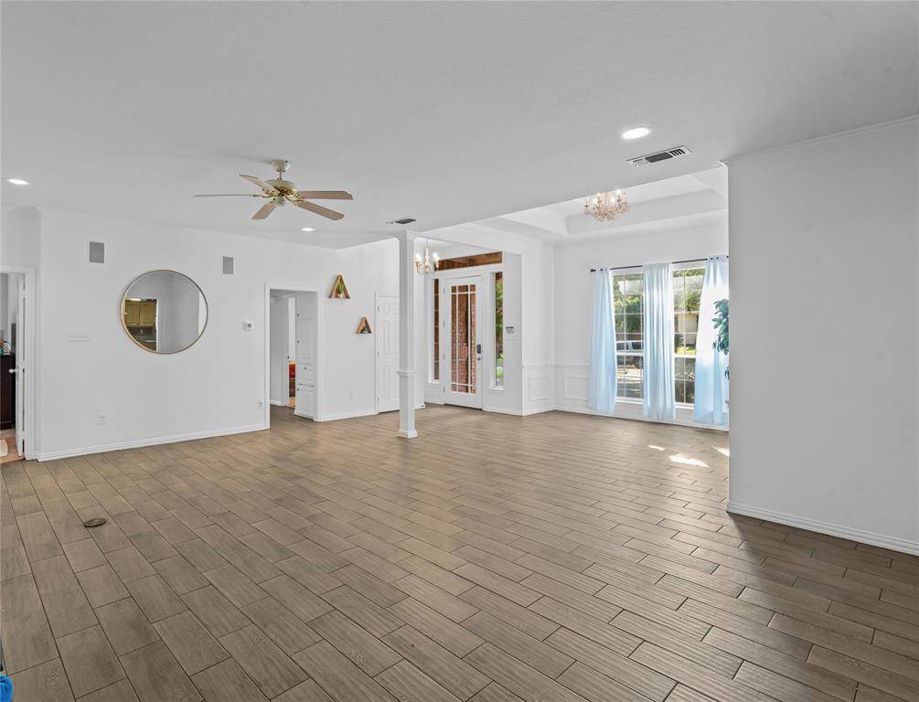 11832 Ferndale Lane, Fort Worth, TX 76008