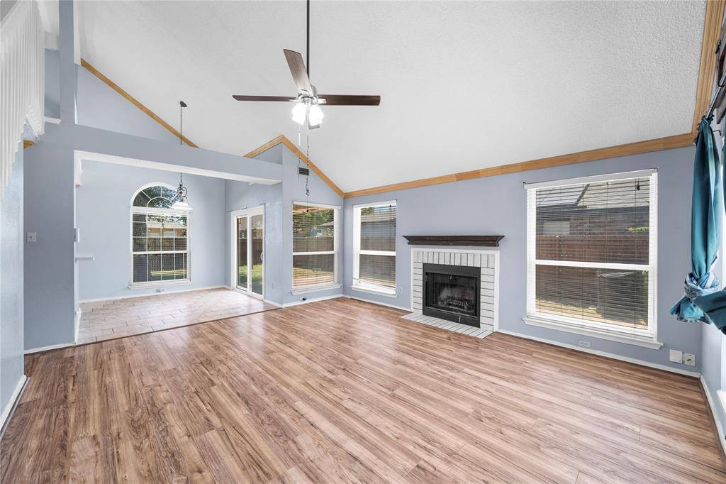 6315 Fairlane Drive, Arlington, TX 76001