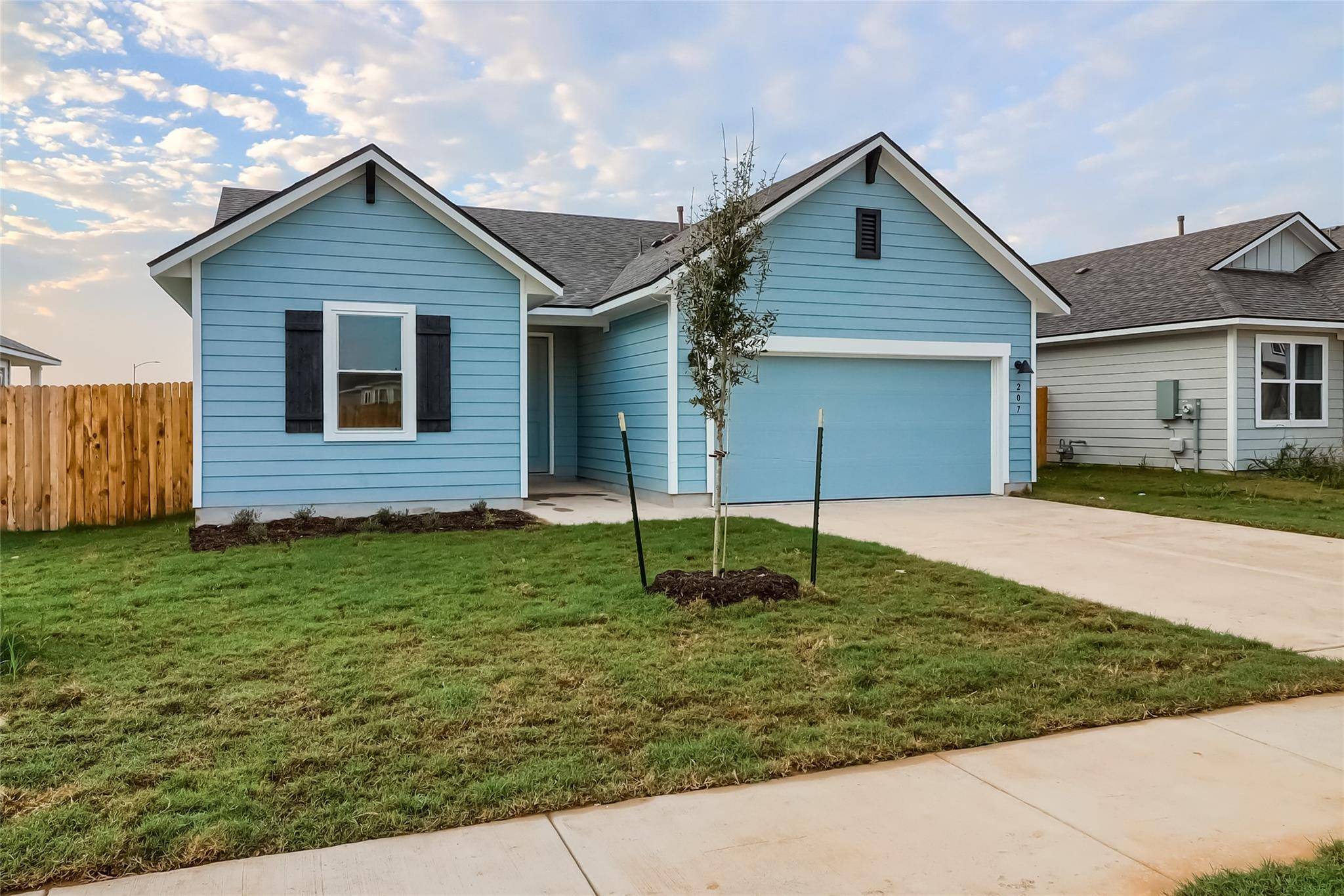 207 Watercourse WAY, Bastrop, TX 78602