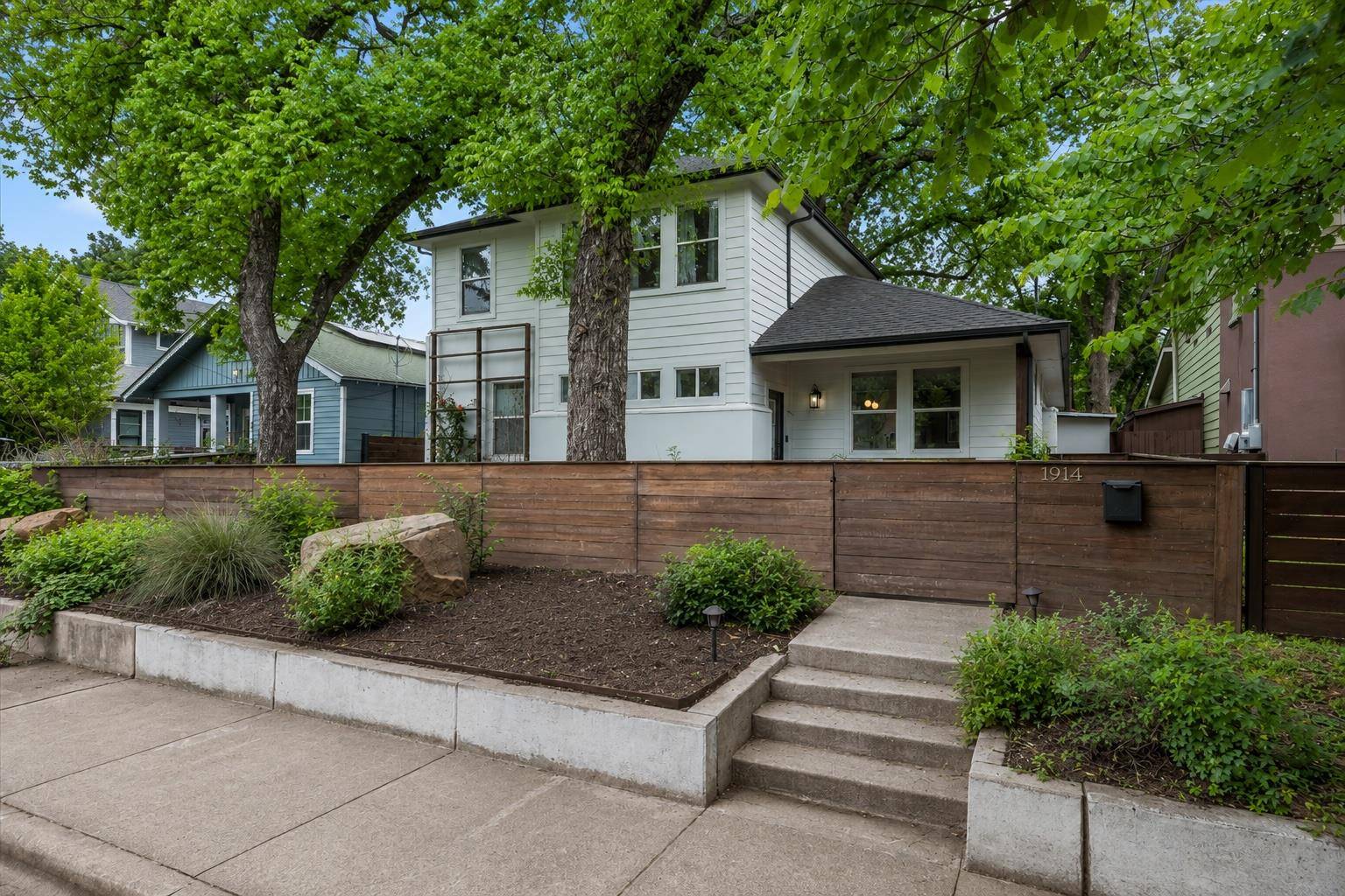 1914 Garden ST, Austin, TX 78702