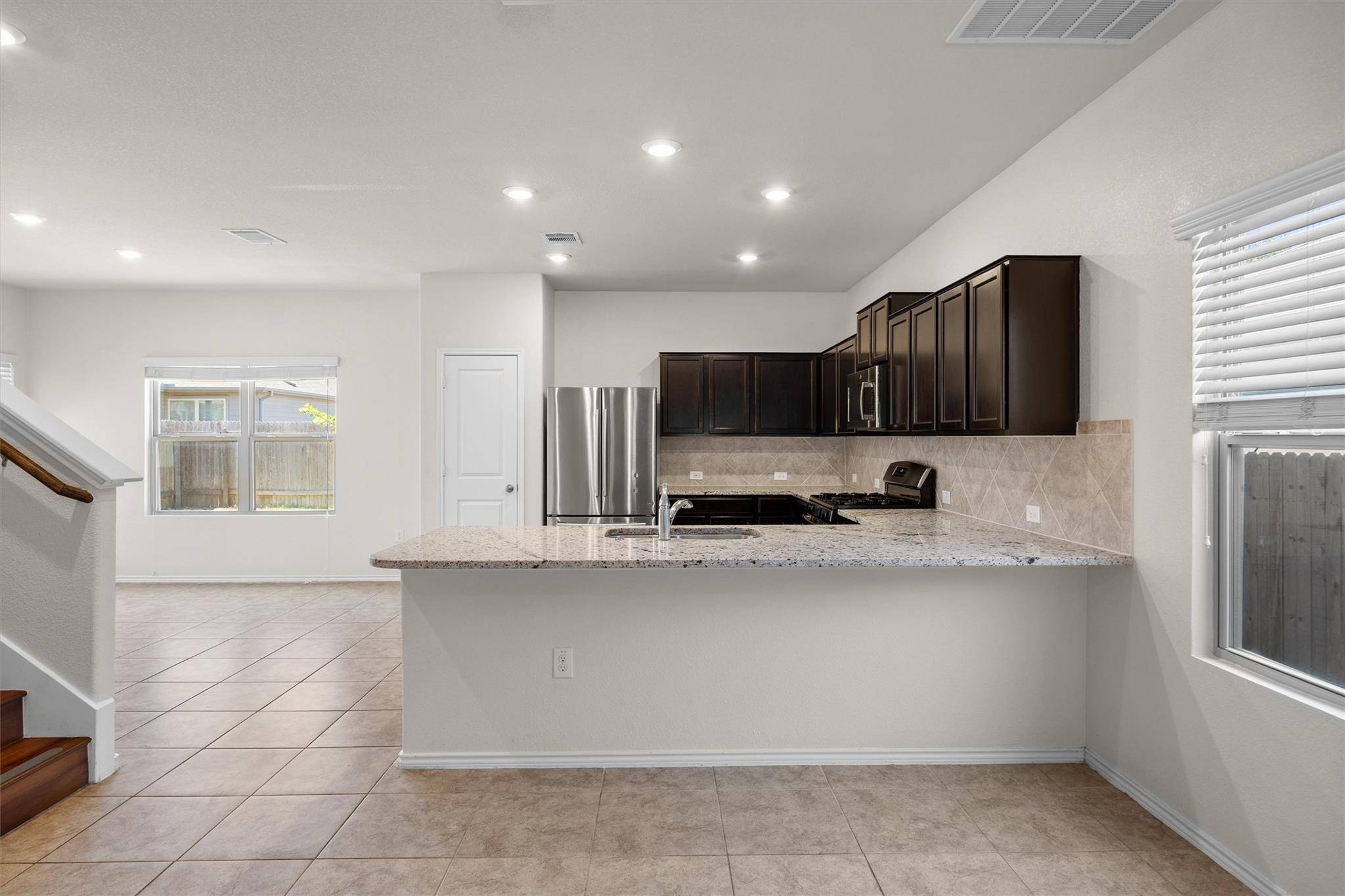 5917 Bell Tower LN, Austin, TX 78747