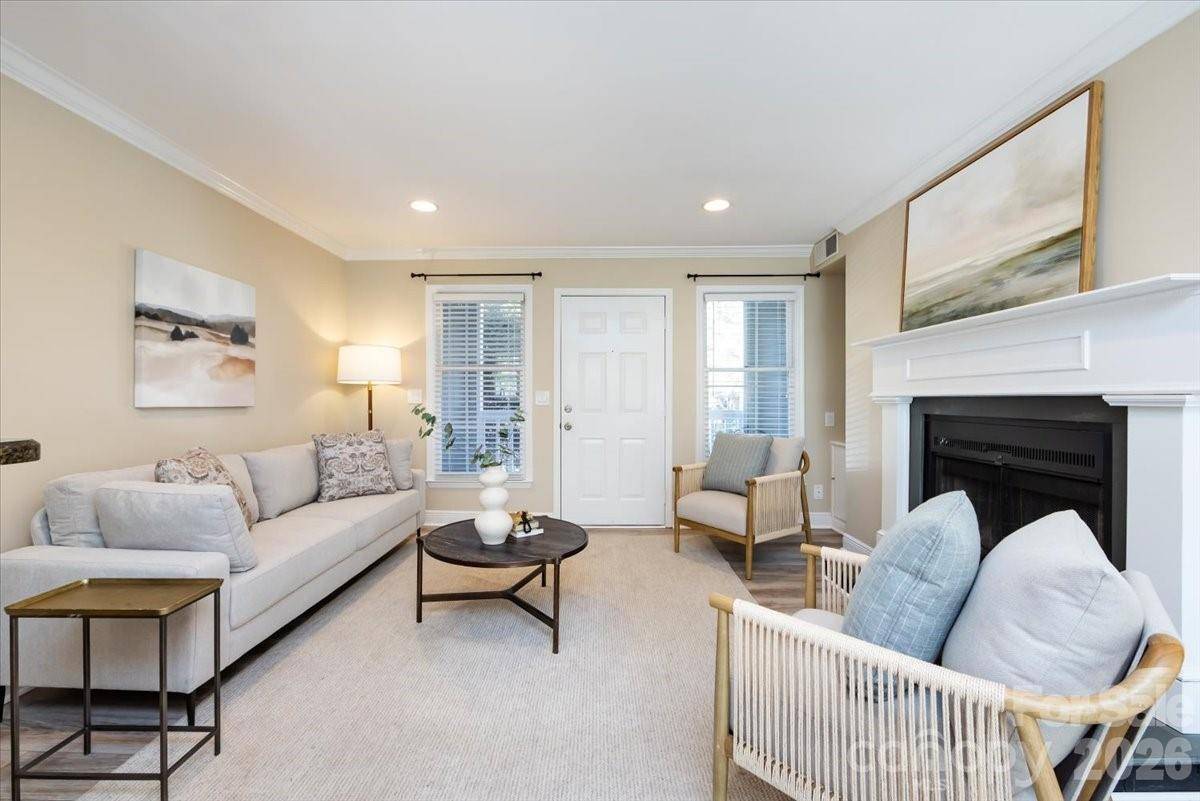 430 Queens RD #221, Charlotte, NC 28207