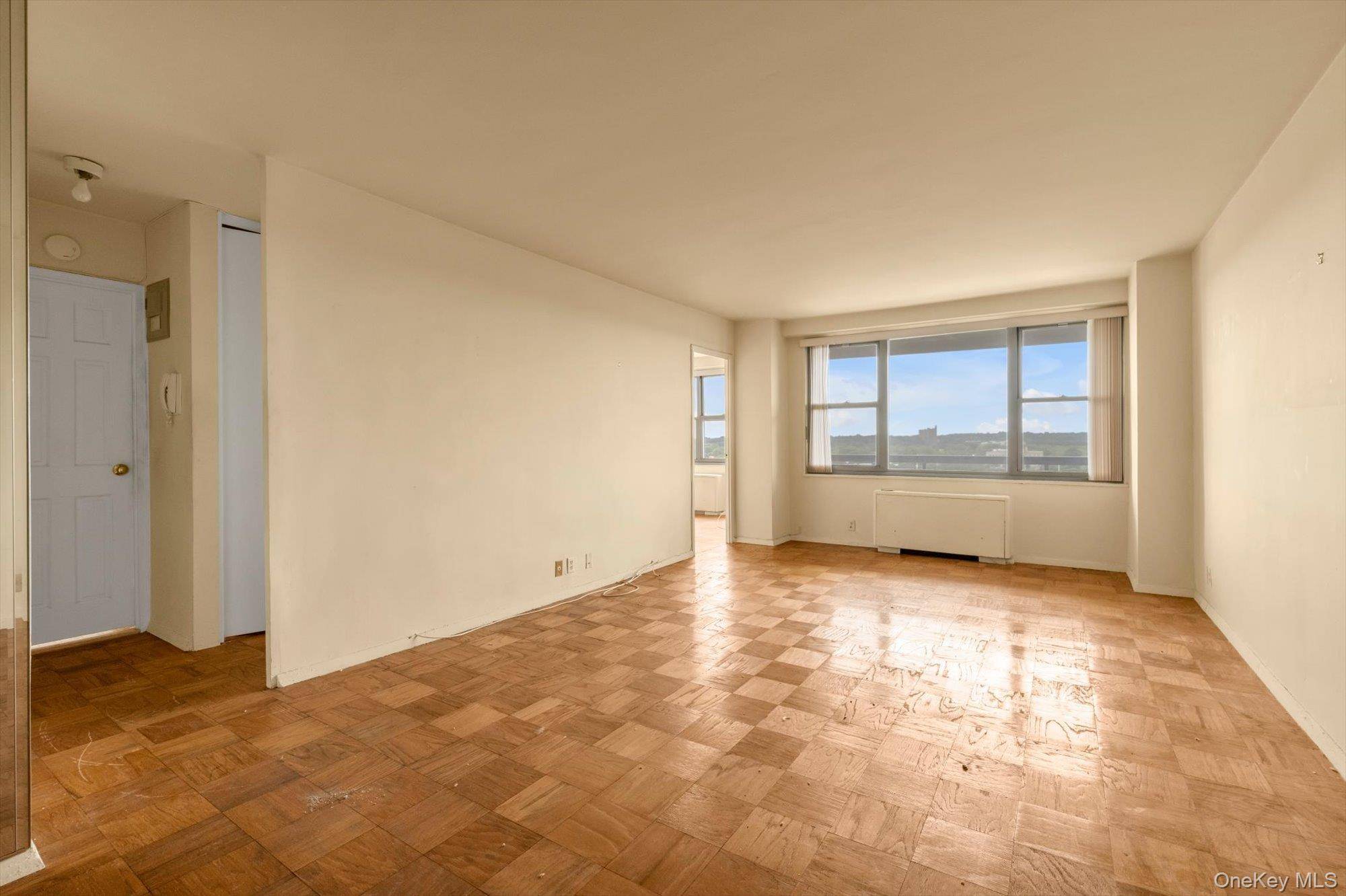 70-25 Yellowstone BLVD #14H, Forest Hills, NY 11375