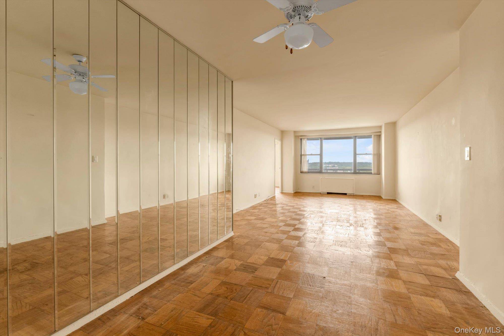 70-25 Yellowstone BLVD #14H, Forest Hills, NY 11375