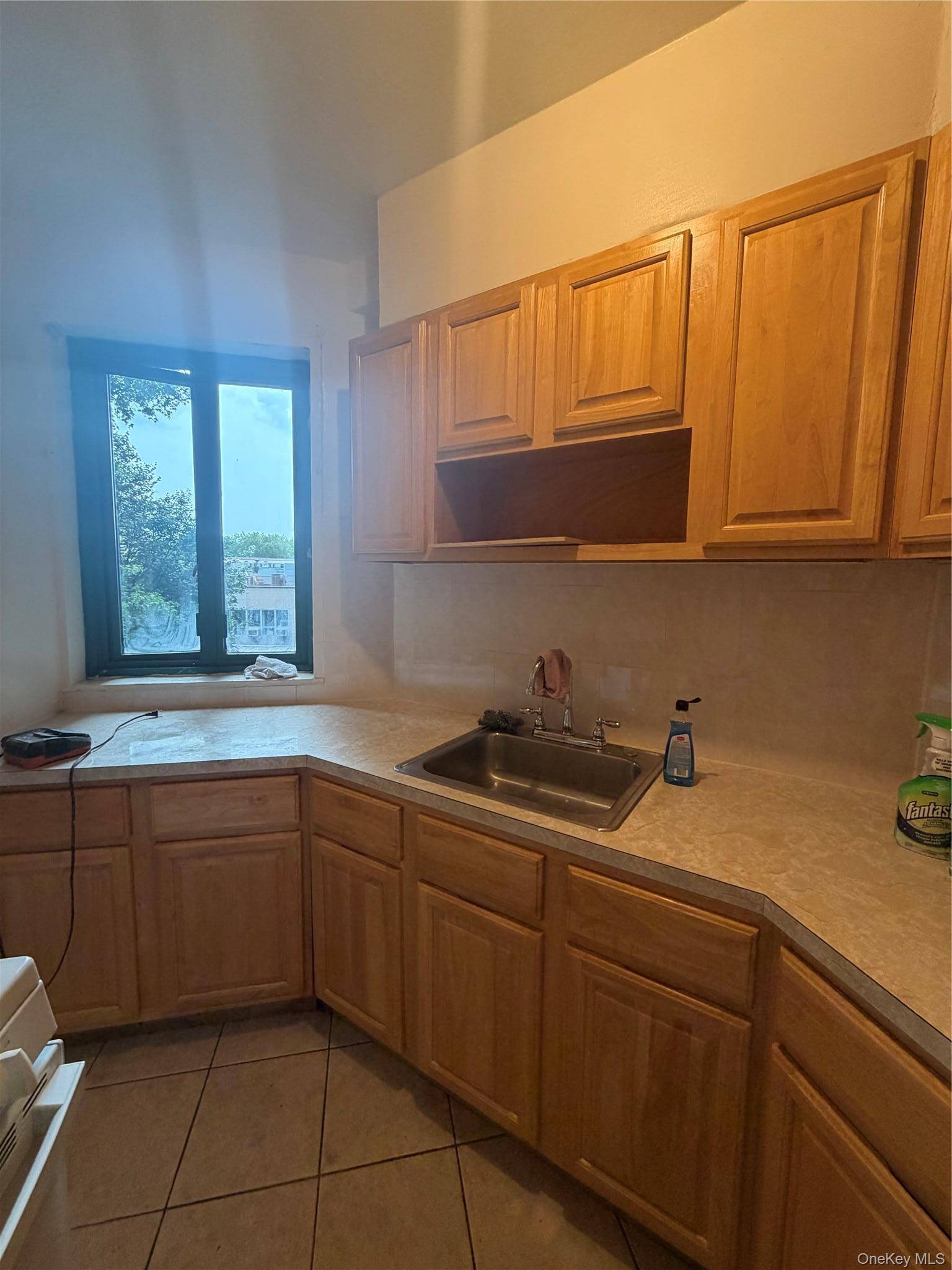 1920 McGraw AVE #2F, Bronx, NY 10462